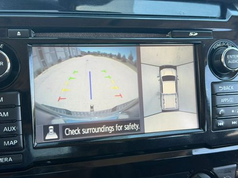 Used 2016 Nissan Titan Platinum Reserve AWD/4WD image 28