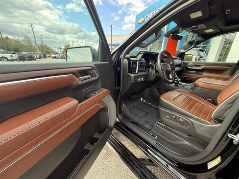 Certified 2024 GMC Sierra 1500 Denali Ultimate image 11