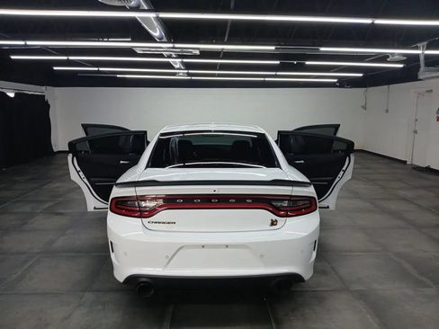 Used 2023 Dodge Charger Scat Pack w/ Technology Group RWD image 31