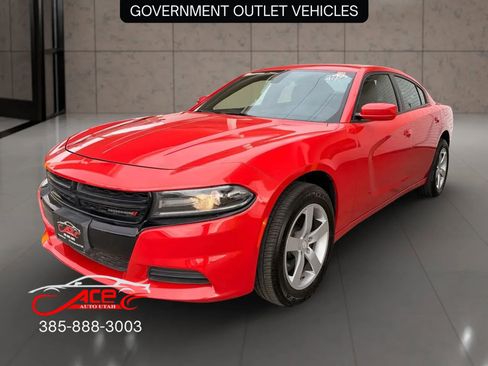 Used 2022 Dodge Charger Police w/ Street Appearance Group image 3