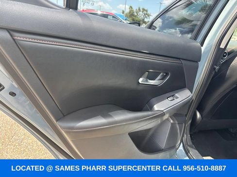 Used 2024 Nissan Sentra SR w/ SR Premium Package FWD image 19
