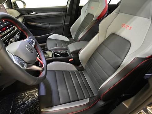 New 2026 Volkswagen GTI SE FWD image 8