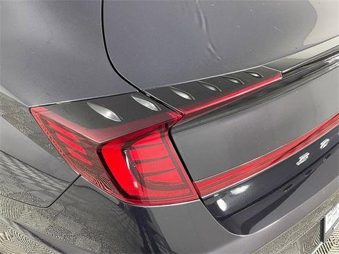 Used 2023 Hyundai Sonata Limited w/ Cargo Package image 19