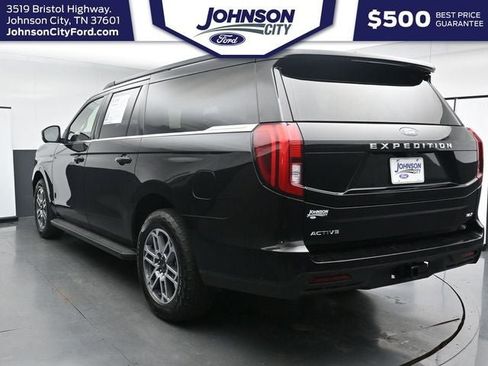 Used 2025 Ford Expedition Max Active AWD/4WD image 9