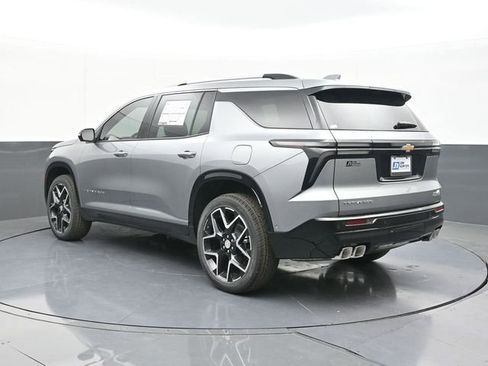 New 2026 Chevrolet Traverse High Country w/ LPO, Floor Liner Package FWD image 10