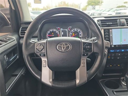 Used 2020 Toyota 4Runner Limited image 13