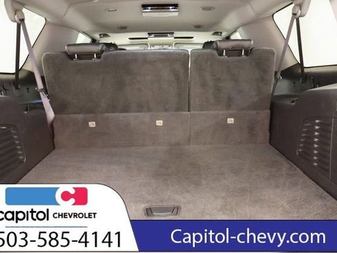 Used 2015 Chevrolet Suburban LTZ image 31