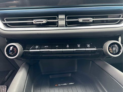 New 2026 Chevrolet Equinox EV LT image 27