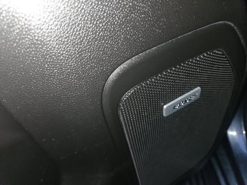 Used 2021 GMC Sierra 1500 AT4 w/ AT4 Value Package image 10