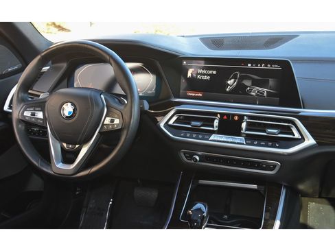 Used 2021 BMW X5 xDrive40i w/ Premium Package image 17