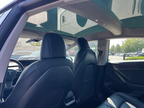 Used 2021 Tesla Model 3 Standard Range Plus RWD image 11
