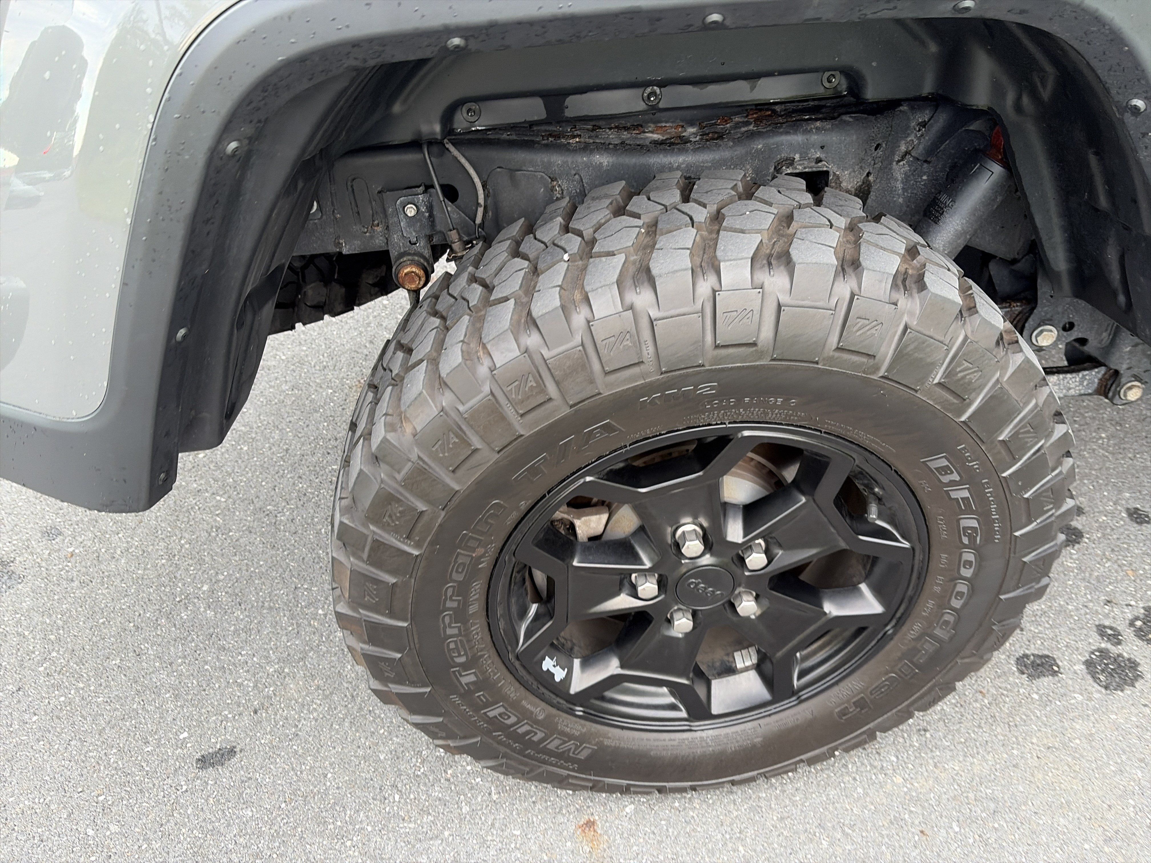 Used 2021 Jeep Gladiator Sport AWD/4WD image 12