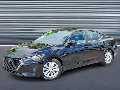Used 2025 Nissan Sentra S FWD image 1
