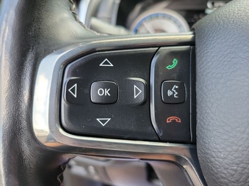Used 2020 RAM 1500 Limited w/ Black Appearance Package AWD/4WD image 21