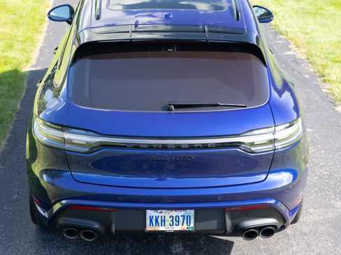 Used 2024 Porsche Macan GTS AWD/4WD image 41
