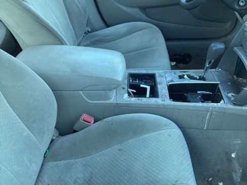 Used 2009 Toyota Camry LE image 9