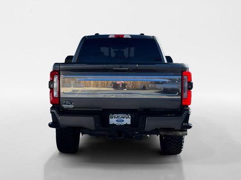 Used 2024 Ford F250 Limited image 4