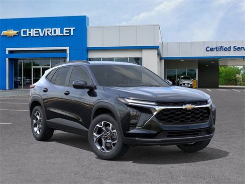 New 2026 Chevrolet Trax LT w/ Driver Confidence Package image 7