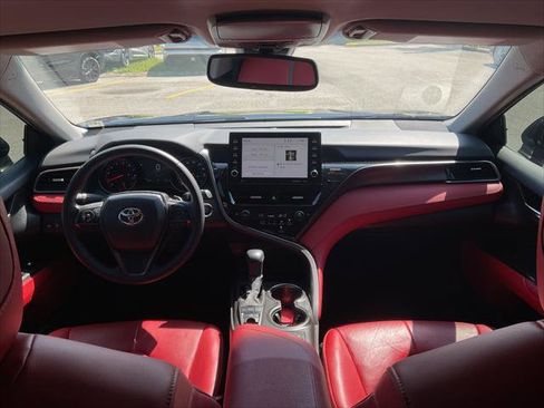 Used 2022 Toyota Camry XSE image 33