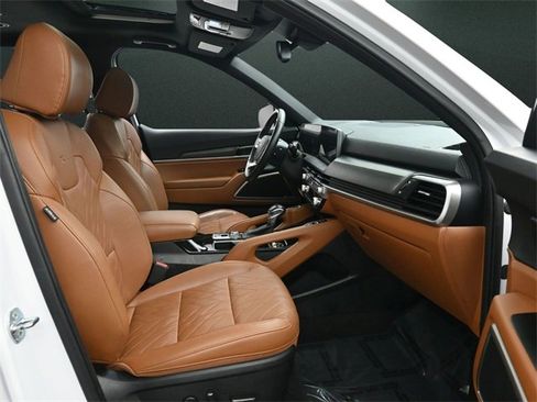 Used 2023 Kia Telluride EX X-Line image 24