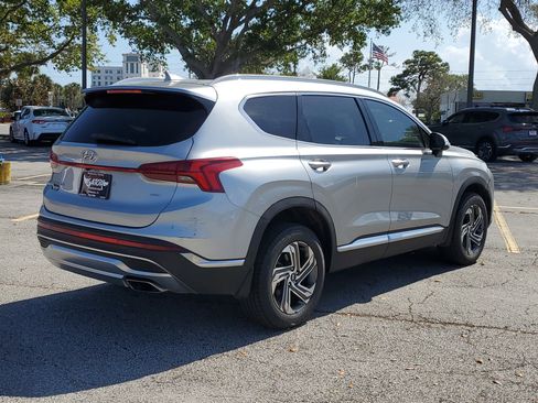 Used 2021 Hyundai Santa Fe SEL w/ Convenience Package image 4