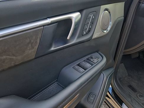 Used 2025 Buick Enclave Avenir AWD/4WD image 20