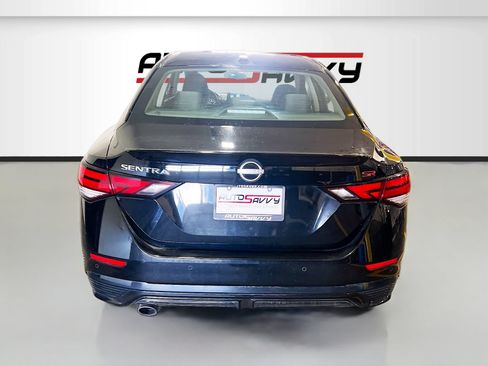 Used 2025 Nissan Sentra SR FWD image 6