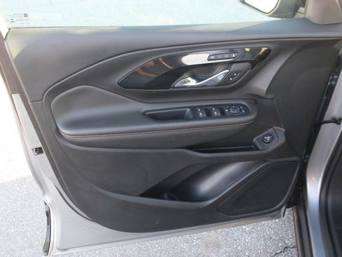 Used 2023 GMC Terrain AT4 w/ Tech Package image 13