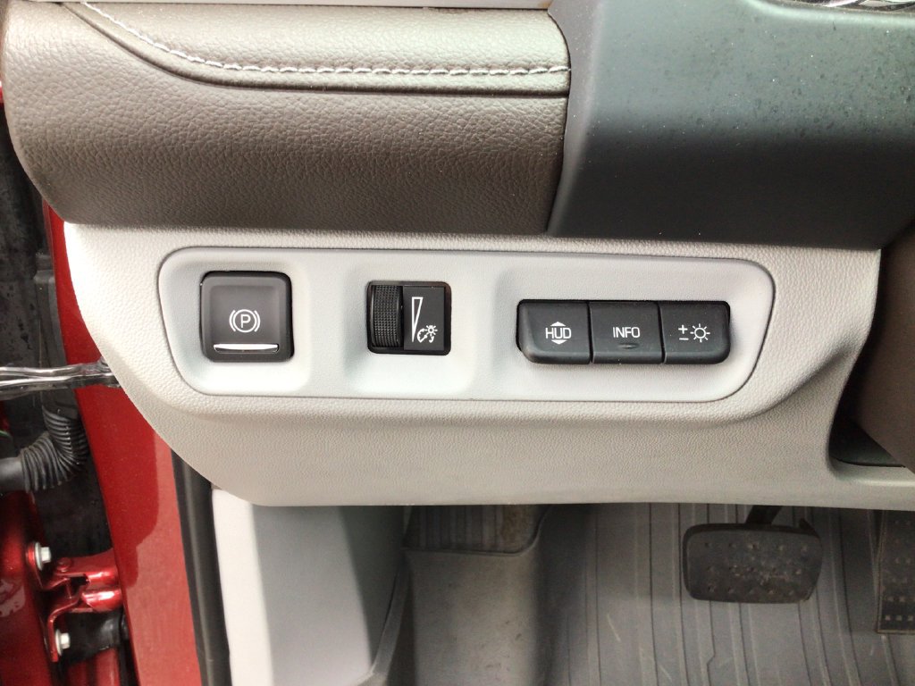 Used 2023 GMC Acadia SLT w/ Technology Package AWD/4WD image 27