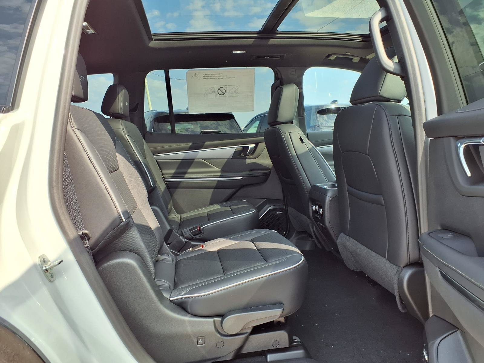 New 2026 Buick Enclave Sport Touring w/ Power Package FWD image 21