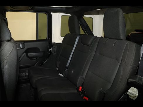 Used 2022 Jeep Wrangler Unlimited Sport AWD/4WD image 24