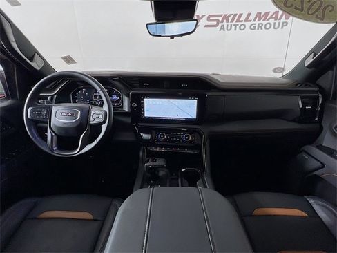 Used 2025 GMC Sierra 1500 AT4 w/ AT4 Premium Package image 25