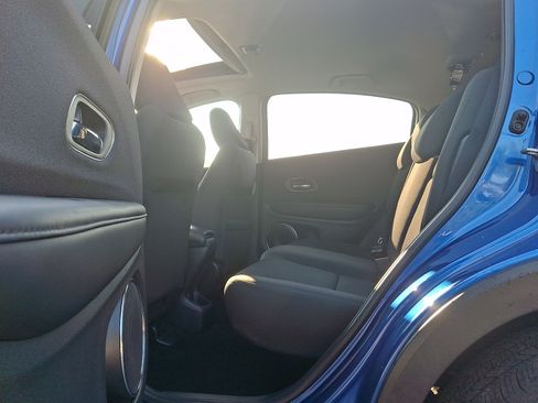 Used 2021 Honda HR-V EX image 10