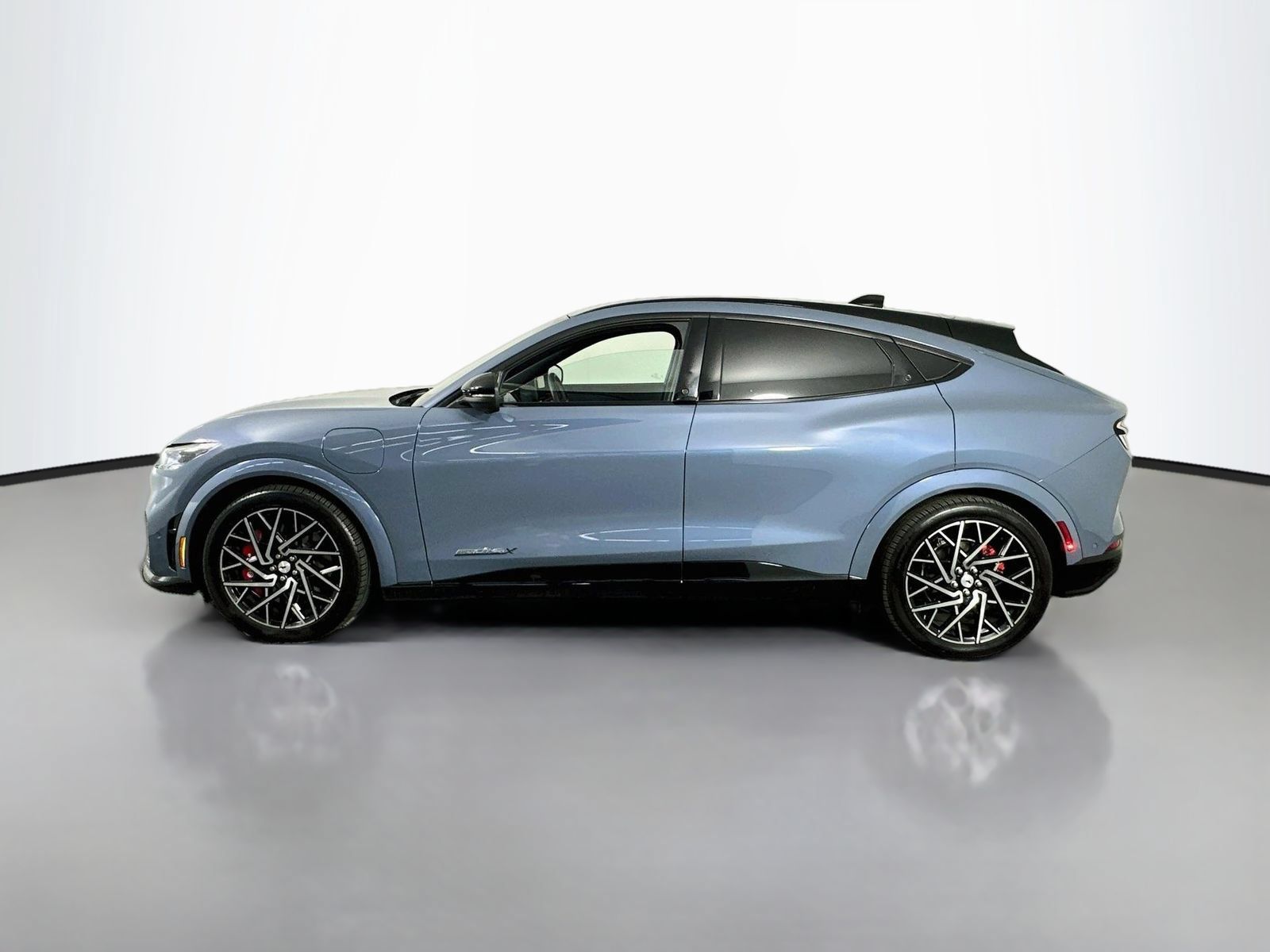 Used 2023 Ford Mustang Mach-E GT w/ GT Performance Edition AWD/4WD image 4