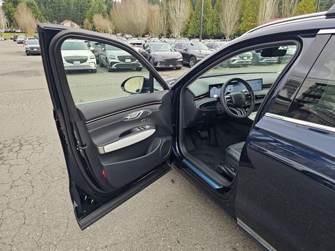 New 2026 Genesis GV70 2.5T Advanced image 20