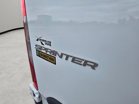 Used 2022 Mercedes-Benz Sprinter 3500 w/ Parking Package image 10