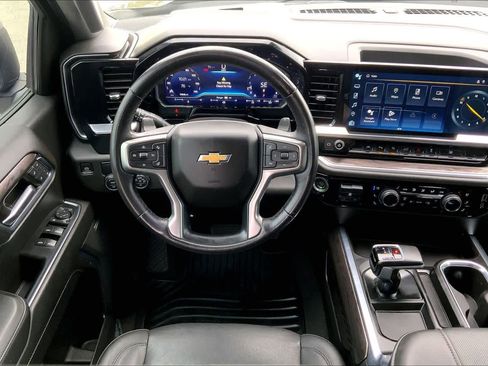 Used 2023 Chevrolet Silverado 1500 LTZ image 6