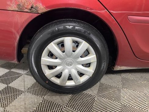 Used 2006 Toyota Camry LE image 14