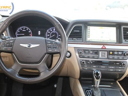 Used 2017 Genesis G80 3.8 w/ Option Group 02 image 18