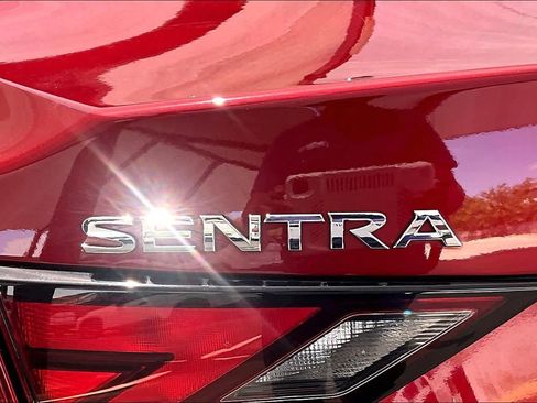 Certified 2024 Nissan Sentra SV FWD image 10