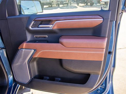 Used 2025 GMC Sierra 1500 Denali Ultimate image 23