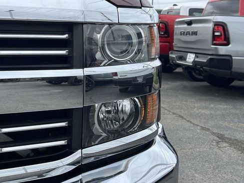 Used 2017 Chevrolet Silverado 3500 W/T w/ WT Convenience Package image 9