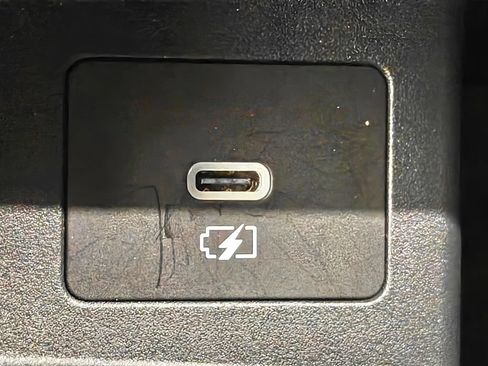 Used 2024 Nissan Versa SV FWD image 32