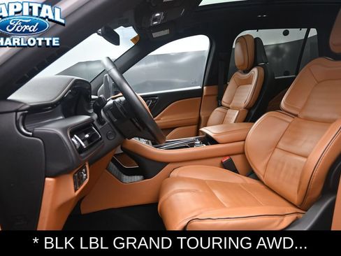 Used 2023 Lincoln Aviator Black Label Grand Touring AWD/4WD image 10