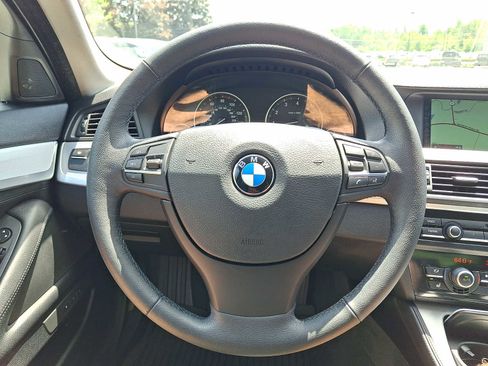 Used 2012 BMW 550i xDrive Sedan AWD/4WD image 20