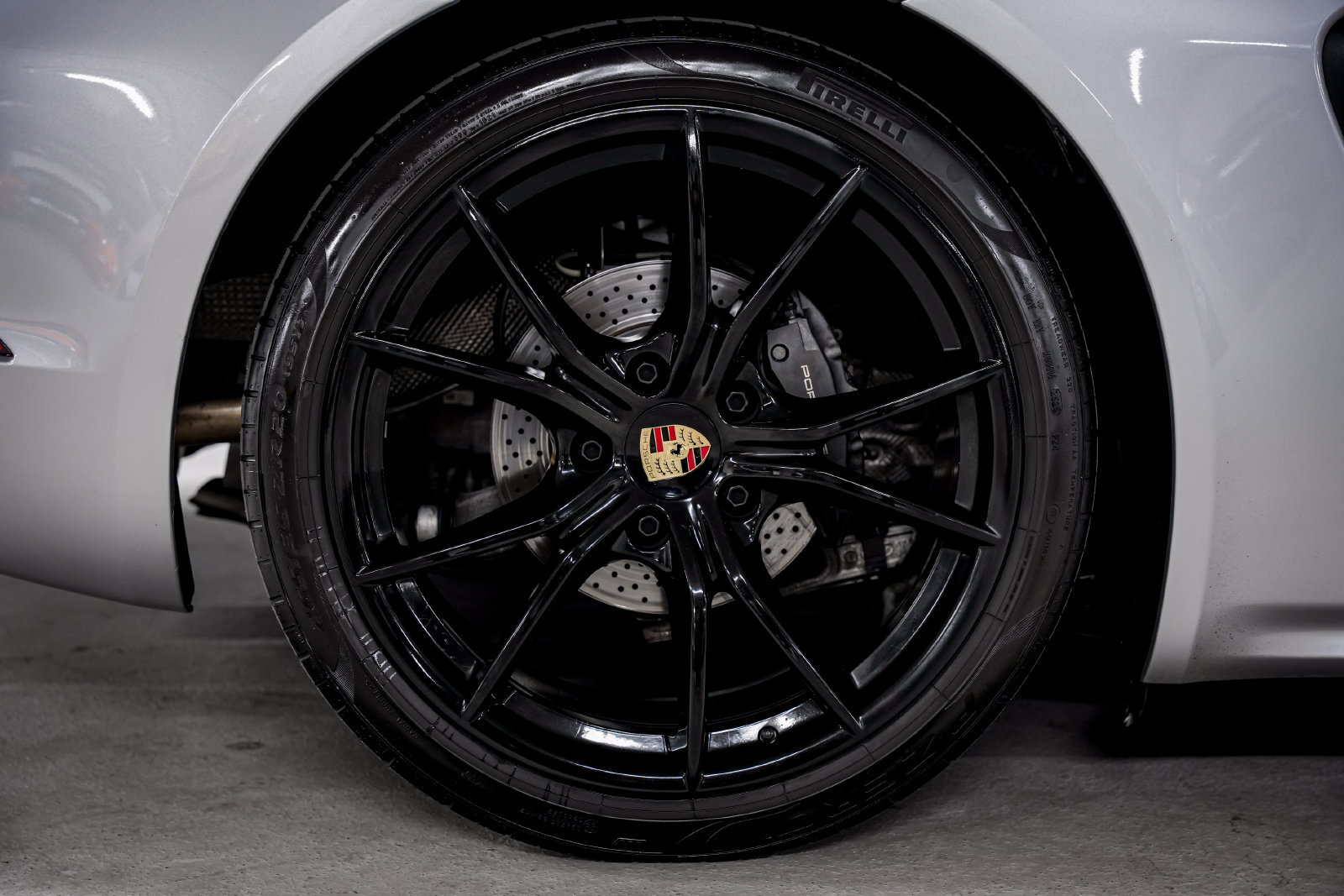 Used 2024 Porsche 718 Cayman RWD image 43