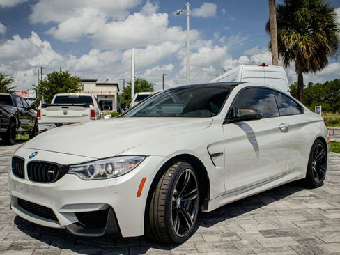 Used 2015 BMW M4 Coupe RWD image 3