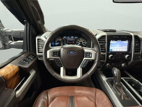 Used 2018 Ford F150 King Ranch w/ Equipment Group 601A Luxury image 13