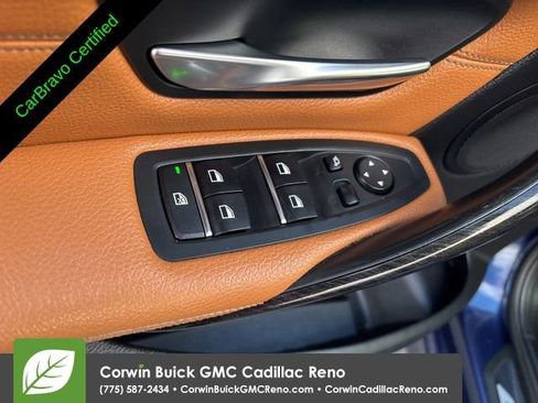 Used 2018 BMW 330i xDrive Sedan w/ Convenience Package image 12