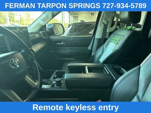 Used 2022 Toyota Tundra SR5 w/ SR5 Premium Package AWD/4WD image 9
